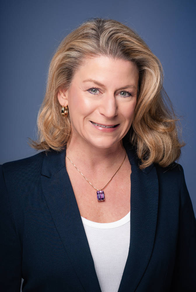 Dr. Jennifer Zeisz